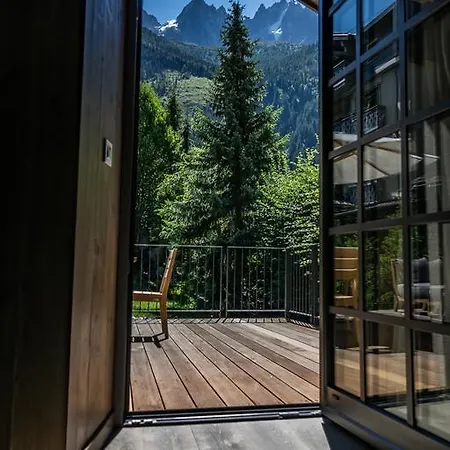 Le Hameau 1er Hotel