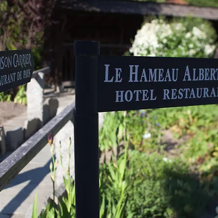 Le Hameau 1er שאמוני