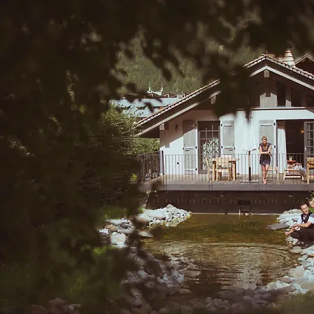 Le Hameau 1er מלון 5*