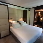 Le Hameau 1er - Relais & Chateaux Отель 5*