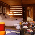 Отель Le Hameau 1er - Relais & Chateaux 5*