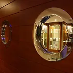 Le Hameau 1er - Relais & Chateaux Отель