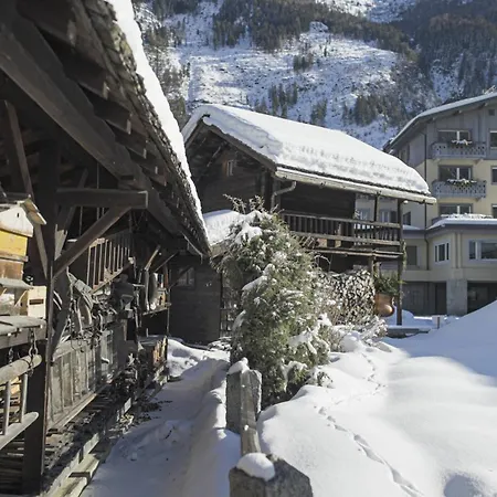 מלון Le Hameau 1er - Relais & Chateaux