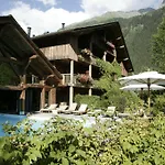 Le Hameau 1er - Relais & Chateaux 5*